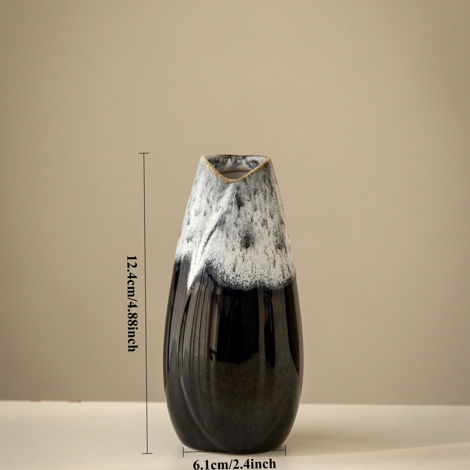 Modern Minimalist Ceramic Decorative Vase