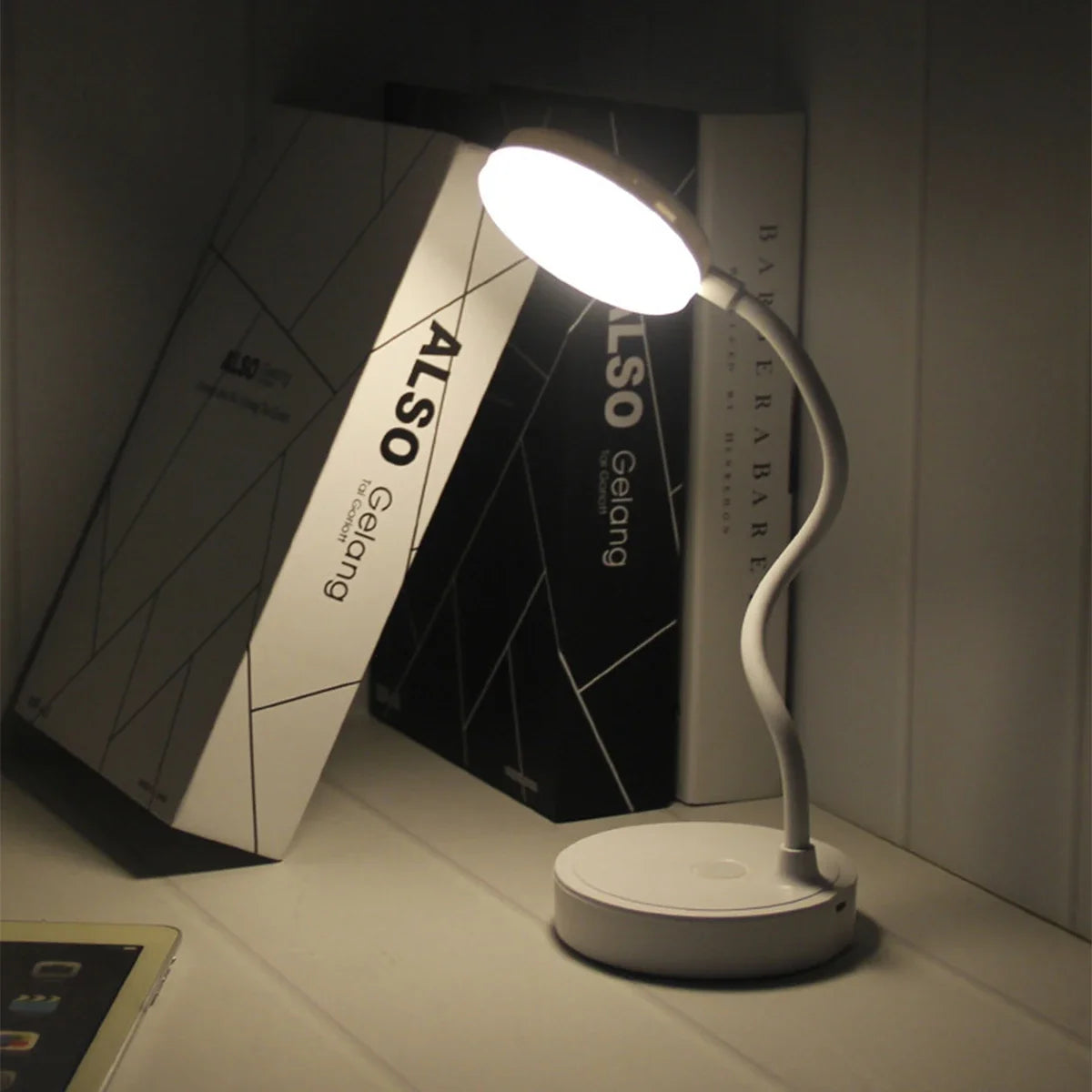 Portable LED Desk Lamp with USB Plug &amp; Stepless Dimming for Eye Protection