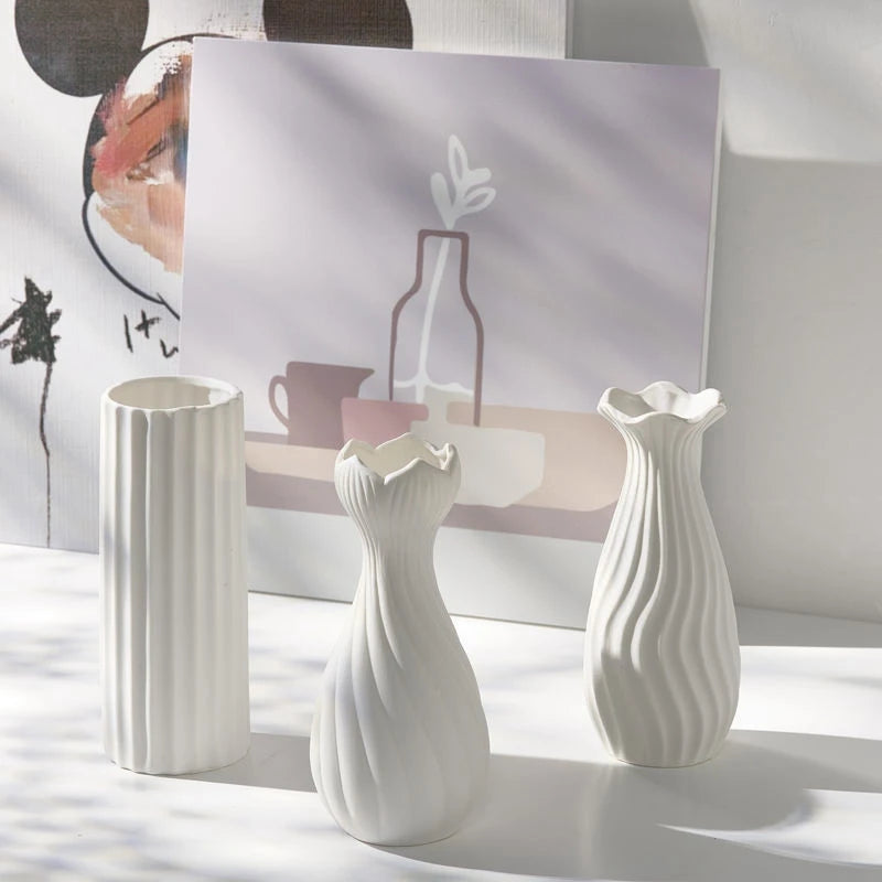 New Classical Ceramic Bud Vase